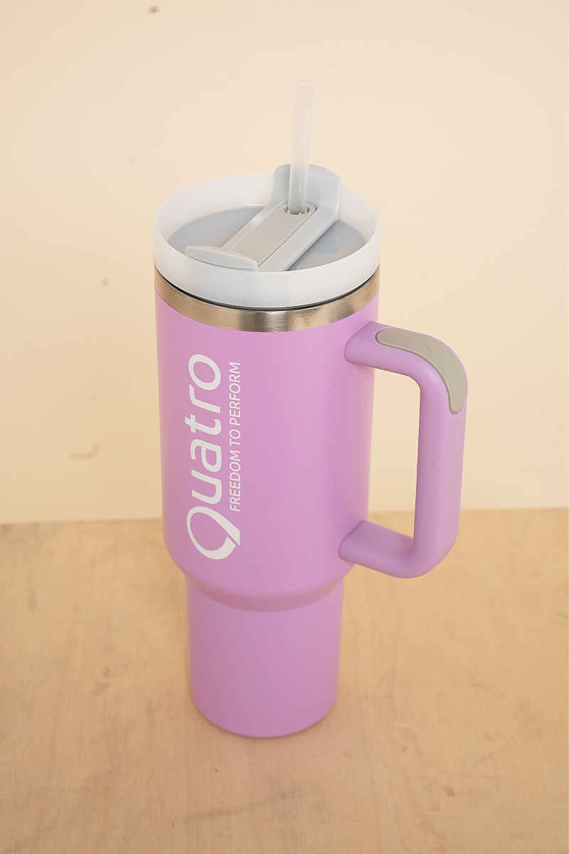 Quatro Tumbler with Straw